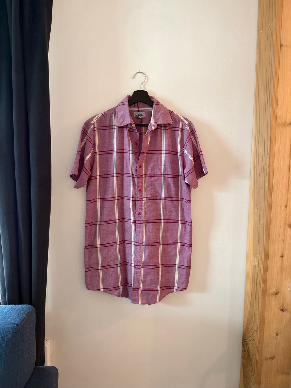 Vintage Men's Short Sleeve Plaid Shirt in Purple